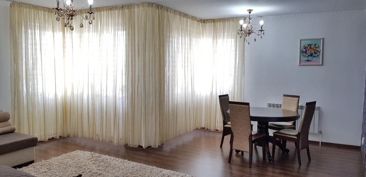 Apartment Lazurniy Astana Exterior photo
